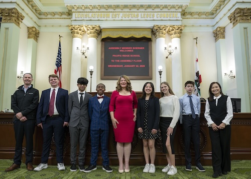 ad77 Pacific Ridge School Visits the Capitol