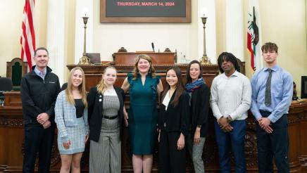 Pacific Ridge Students Visit Assembly Floor